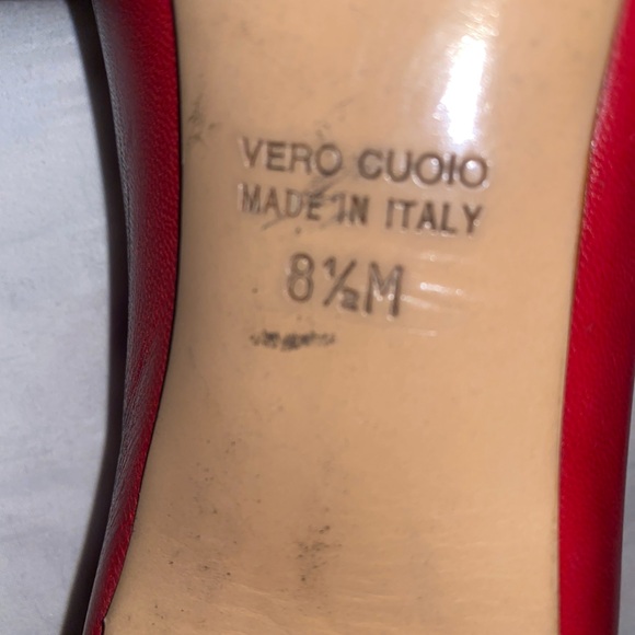 Marc Jacobs Pointed Toe Pumps, Size 8.5 - Picture 5 of 7